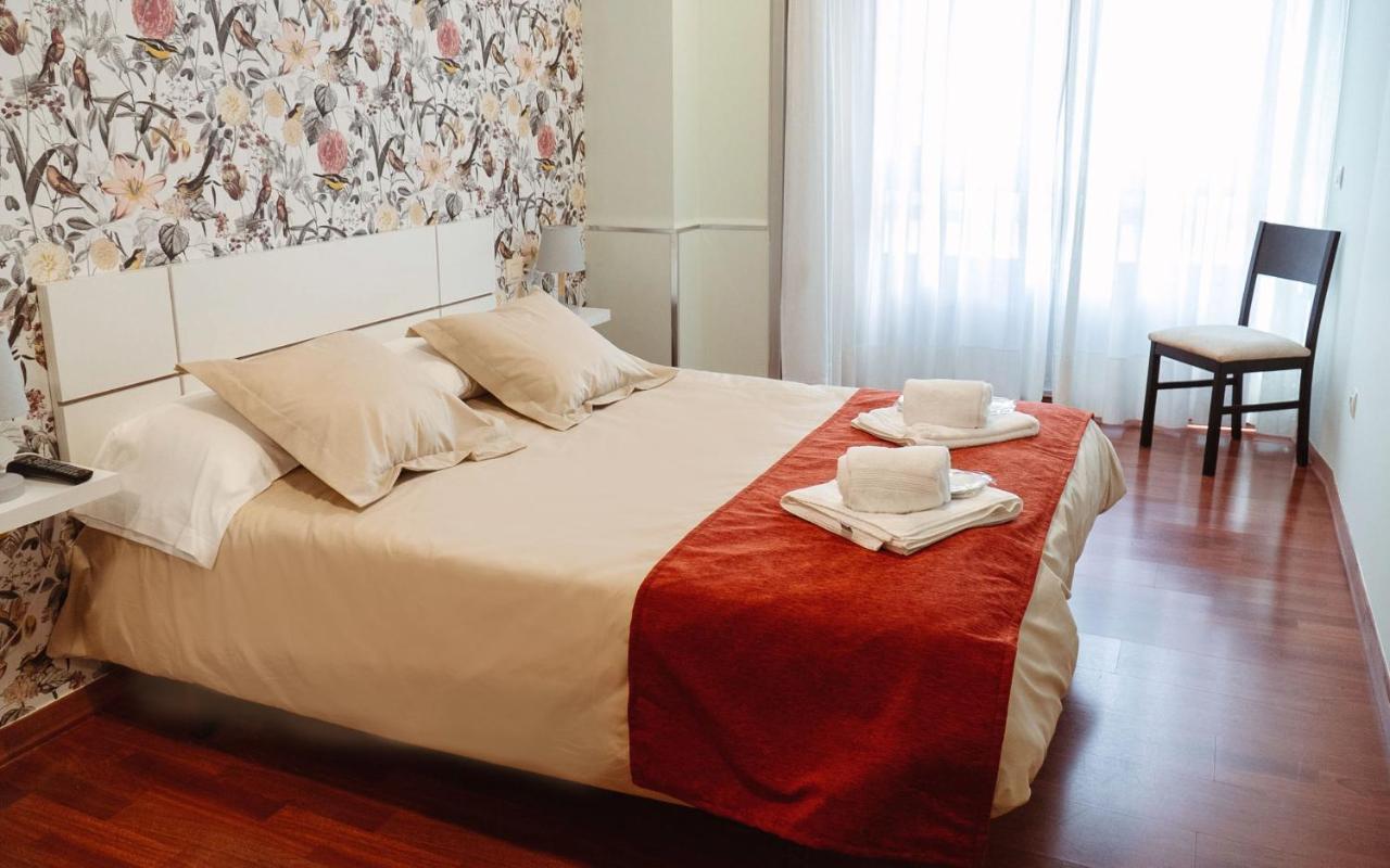 A Casa Antiga Do Monte Turisticos - Pontecesures Appartement
