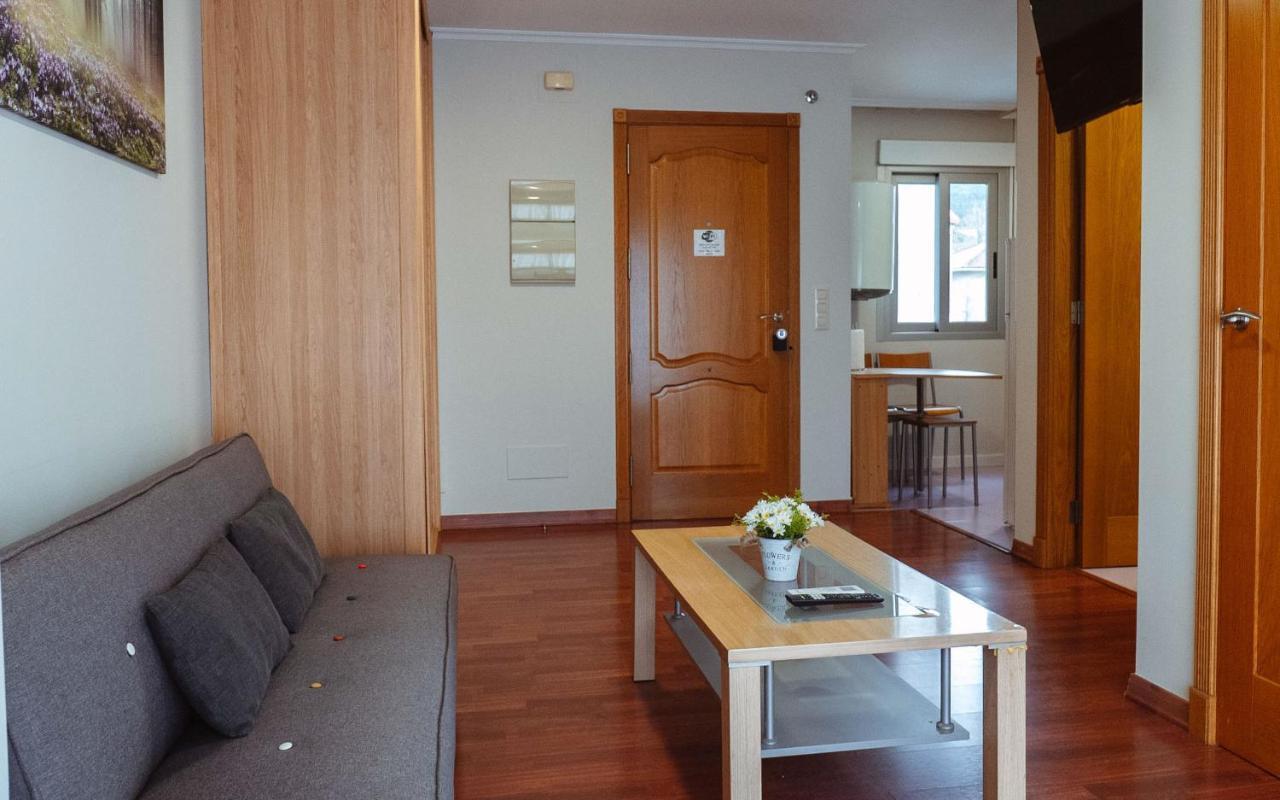 A Casa Antiga Do Monte Turisticos - Pontecesures Appartement *